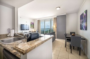 Suite, 1 King Bed, Balcony, Bay View (with Sofabed, Full Kitchen) | 1 bedroom, Egyptian cotton sheets, premium bedding, pillowtop beds