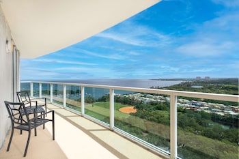 Suite, 1 King Bed, Balcony, Bay View (with Sofabed, Full Kitchen) | View from room at Arya Hotel & Suites Coconut Grove, WorldHotels, Distinctive