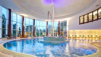 Indoor pool, outdoor pool