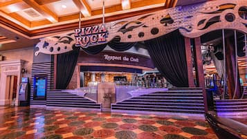 10 restaurants, breakfast, lunch, dinner served; Mediterranean cuisine