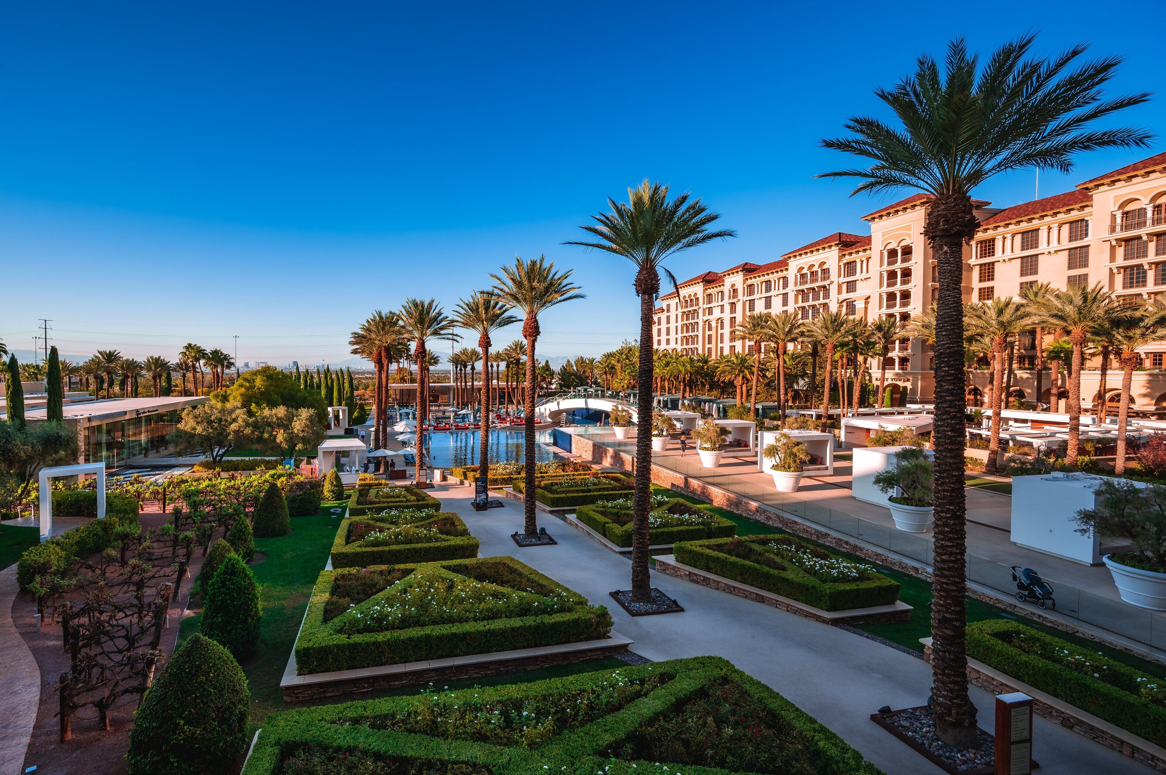 outdoor pool, pool cabanas (surcharge), pool umbrellas