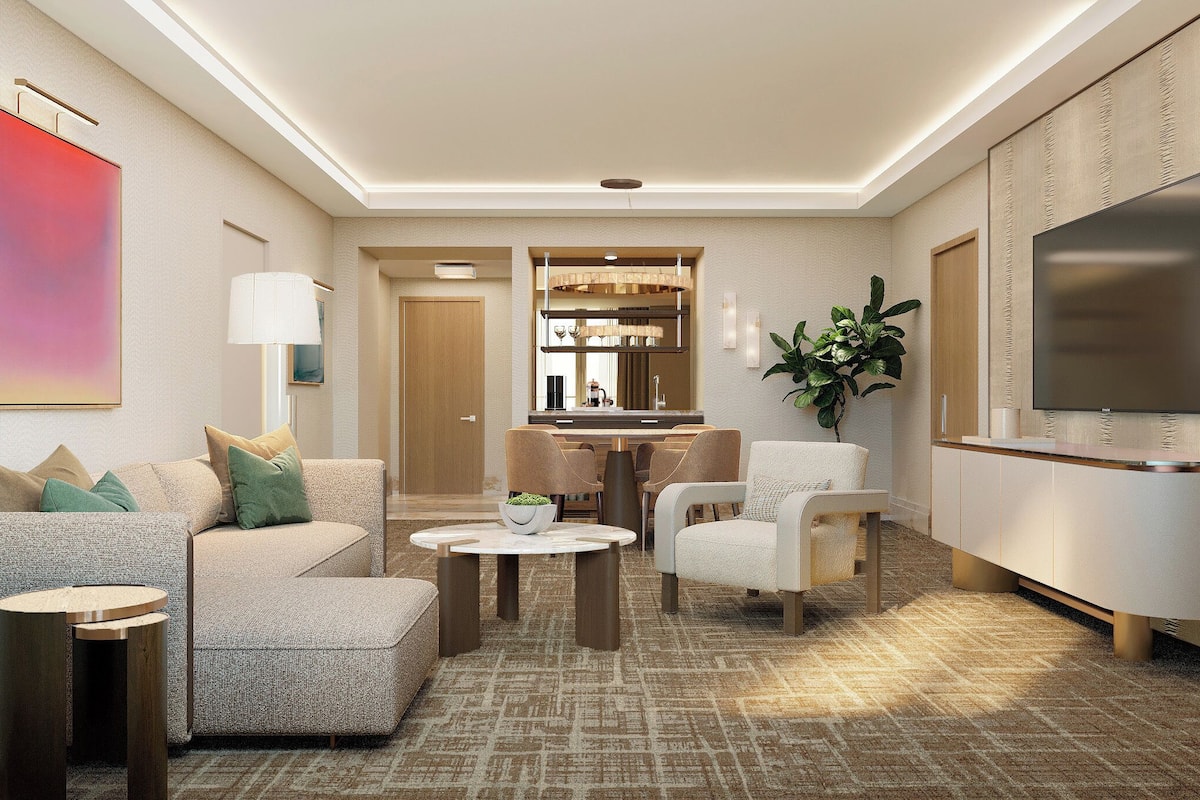 1 bedroom, premium bedding, pillow-top beds, in-room safe
