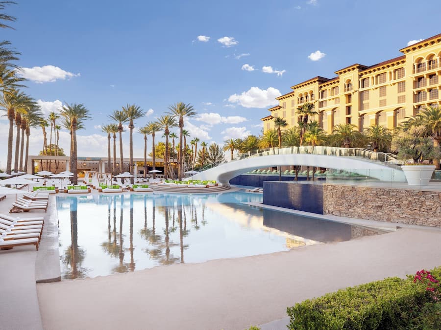Outdoor pool, open 9:00 AM to 7:00 PM, pool cabanas (surcharge)