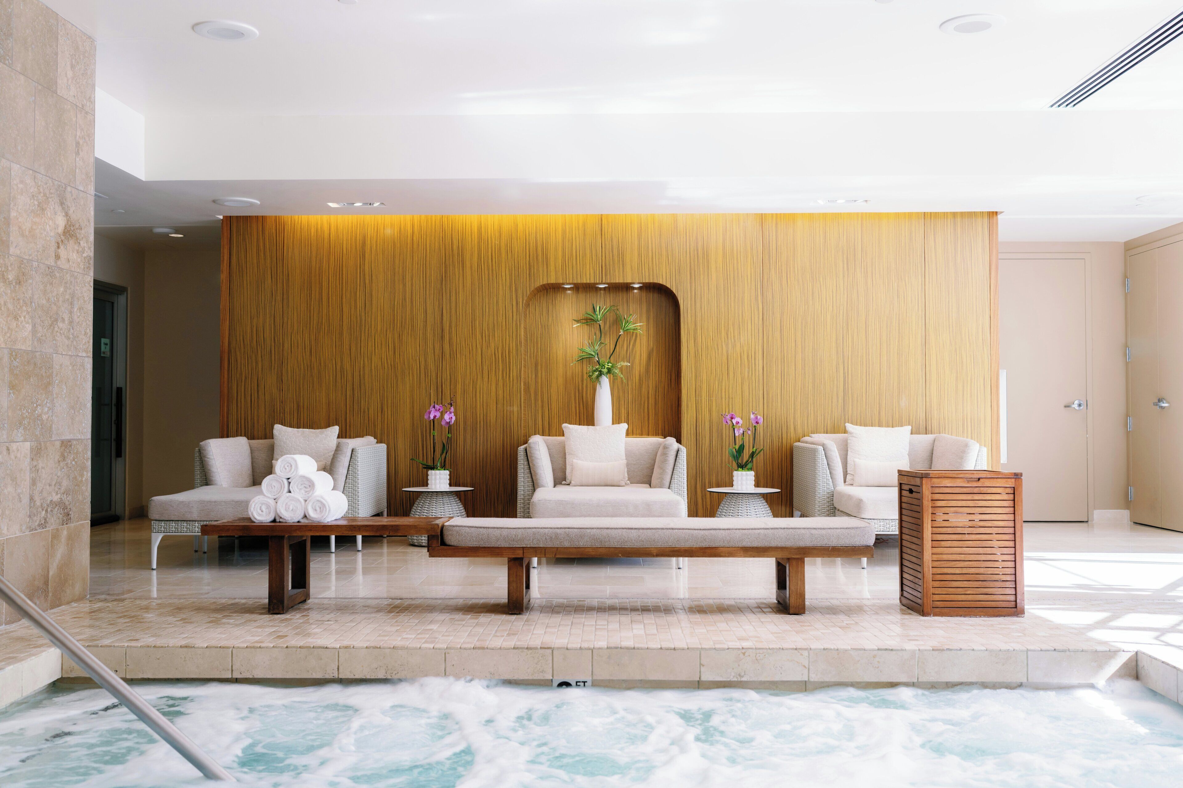 Salle de soins pour les couples, sauna, spa, bain de vapeur