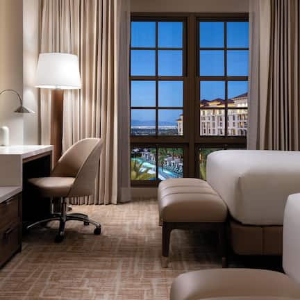 Premium bedding, pillowtop beds, minibar, in-room safe