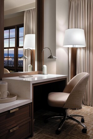 Resort Room (Bed Type Assigned at Check-in) | Premium bedding, pillowtop beds, minibar, in-room safe - Green Valley Ranch Resort and Spa (Henderson)