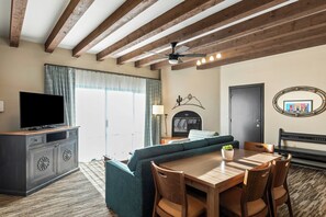 TV - Starr Pass Golf Suites (Tucson)