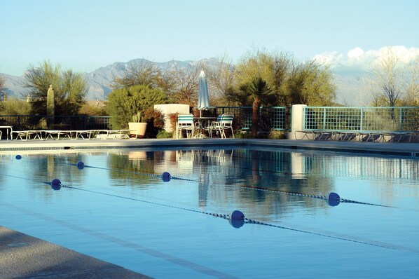 Udendørs pool