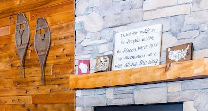 Hiawatha Lodge Inn