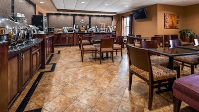 Best Western Plus Midwest Inn & Suites