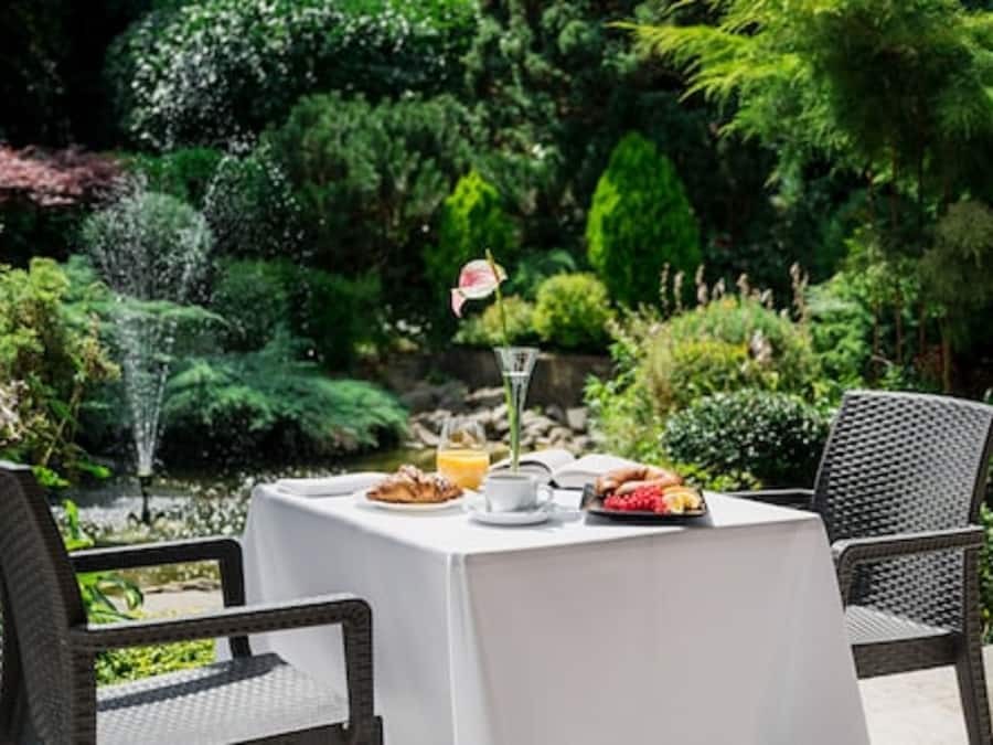 Café da manhã com buffet todos os dias (PLN 68 por pessoa)