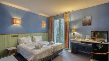 컴포트 트윈룸 | 고급 침구, 미니바, 객실 내 금고, 책상