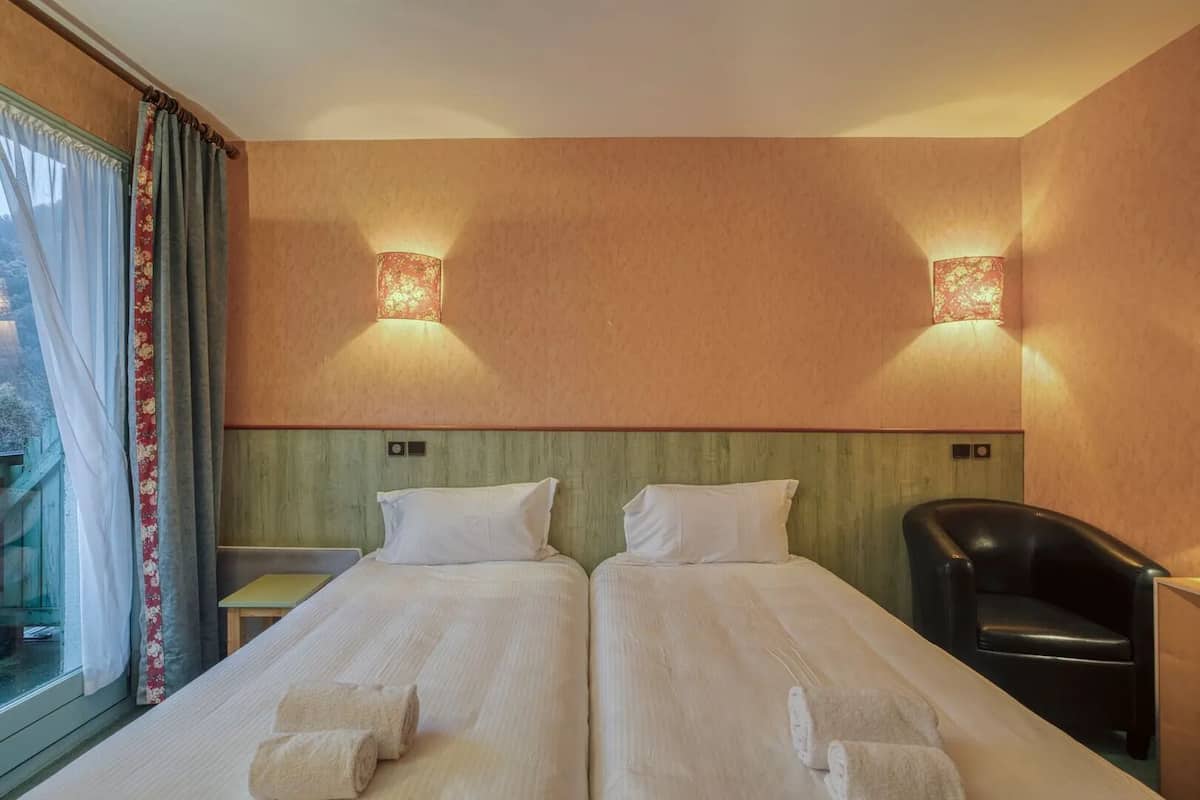 Sängtillbehör av högsta kvalitet och minibar