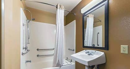 MainStay Suites Rochester South Mayo Clinic