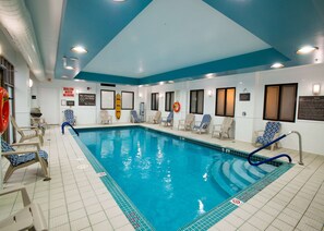 Piscine intérieure