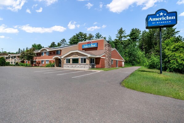 Exterior - AmericInn by Wyndham Cloquet (Cloquet)