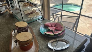 Desayuno continental incluido todos los días