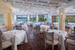 Free daily buffet breakfast - Cervo Hotel, Costa Smeralda Resort (Arzachena)