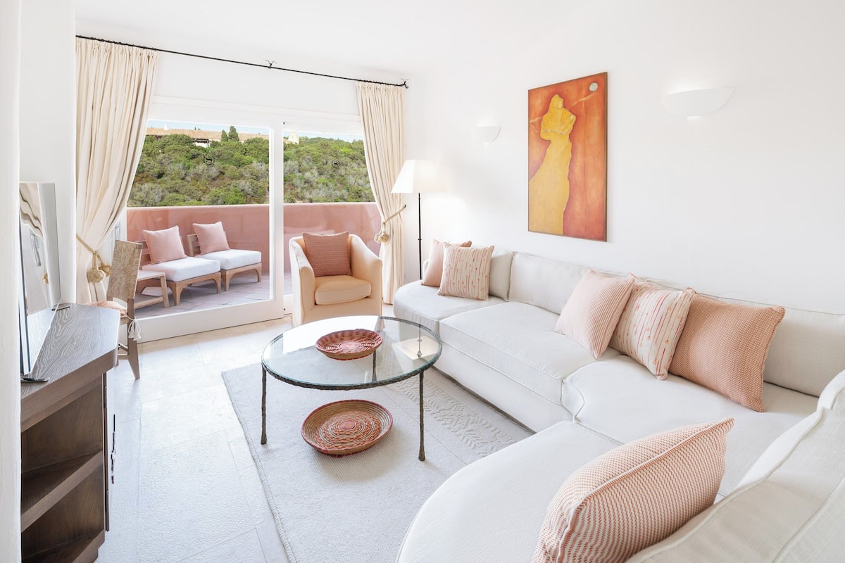 Presidential Suite, 2 Bedrooms, Balcony, Sea View | Living room