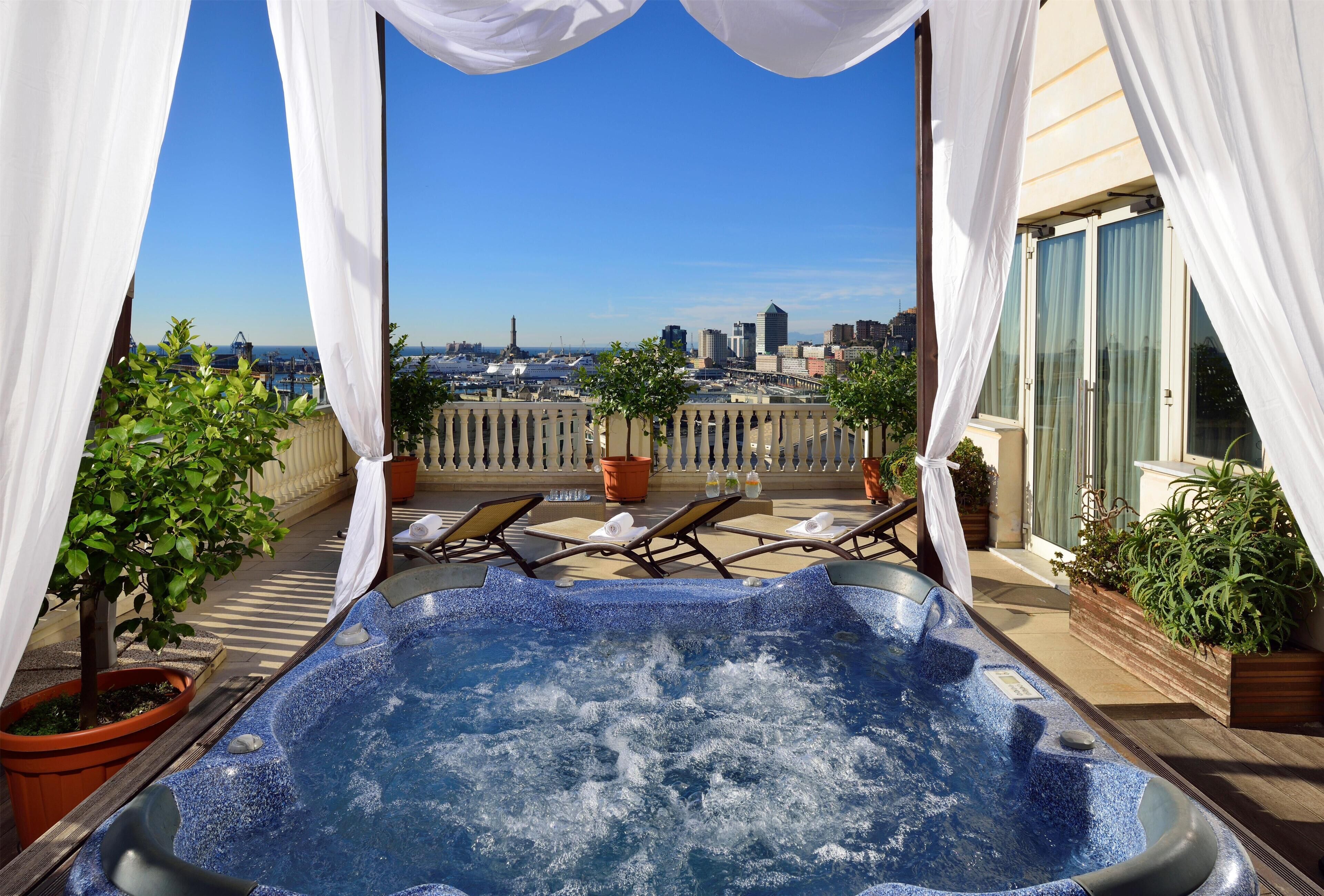 Bain à remous extérieur