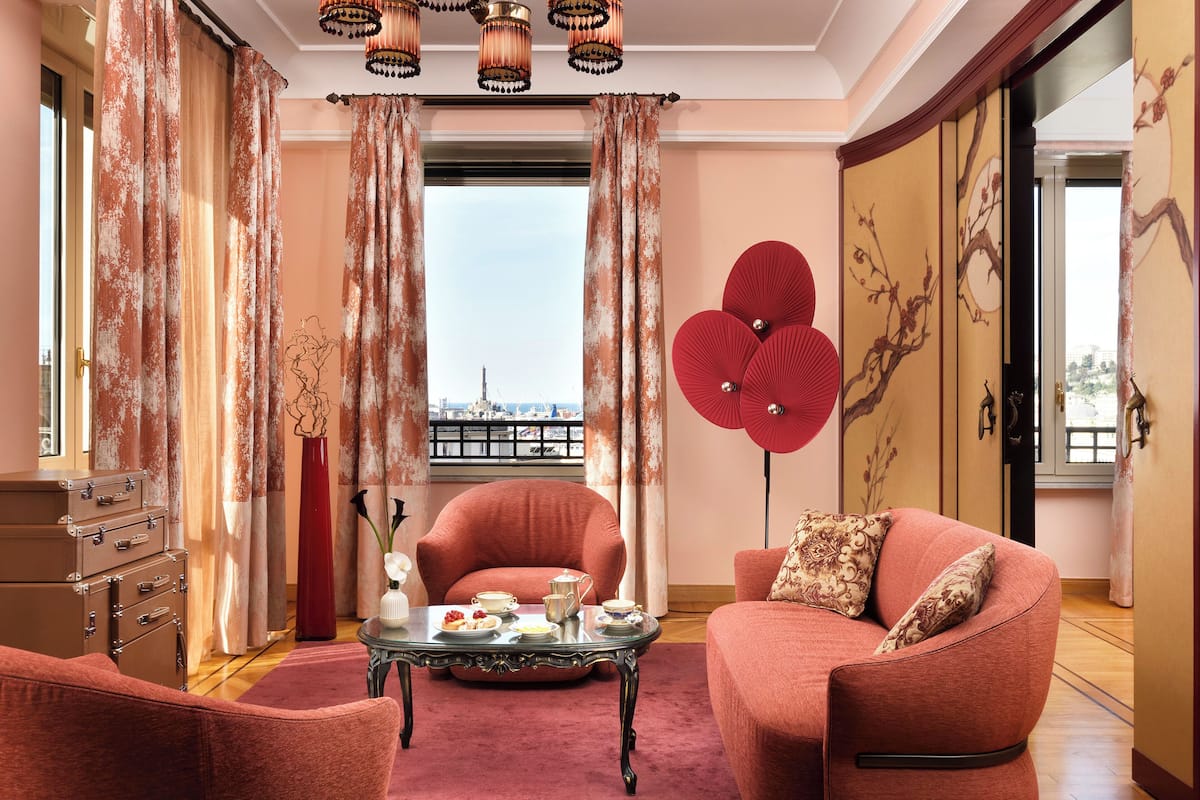 Suite, 1 cama de matrimonio grande (Savoia) | Ropa de cama de alta calidad, edredones de plumas, minibar y caja fuerte