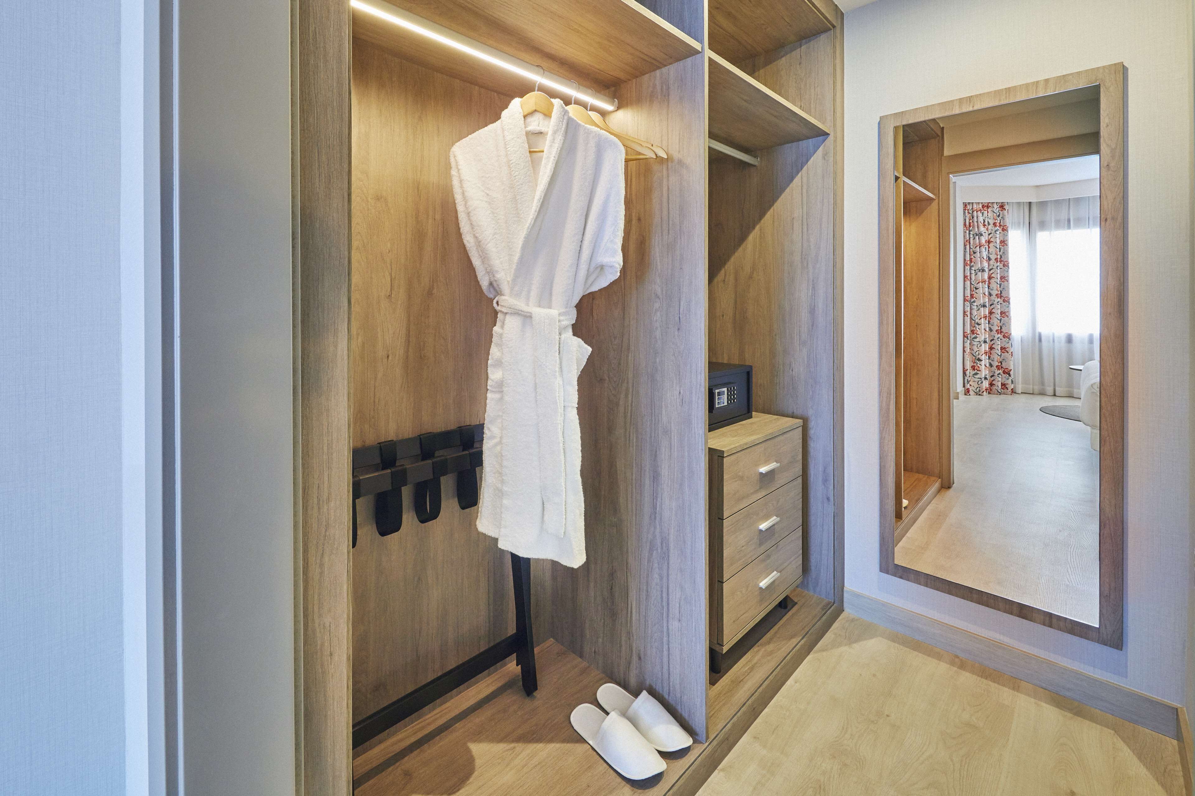 Photo - Hesperia Sevilla