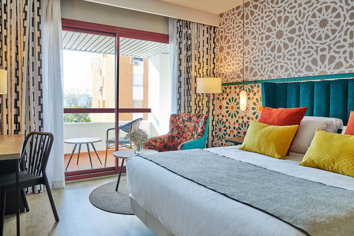 Comfort Double Room, Terrace | City view