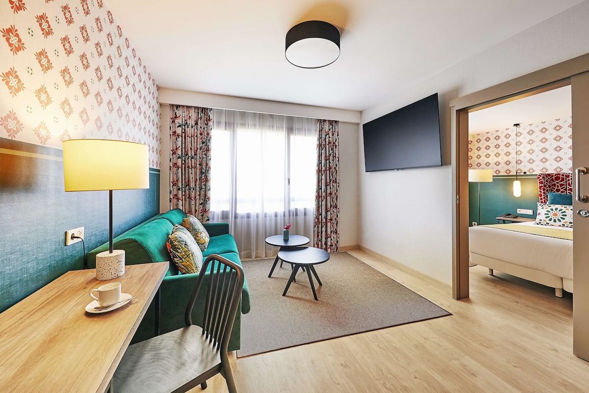 Suite | 1 bedroom, premium bedding, down comforters, pillowtop beds