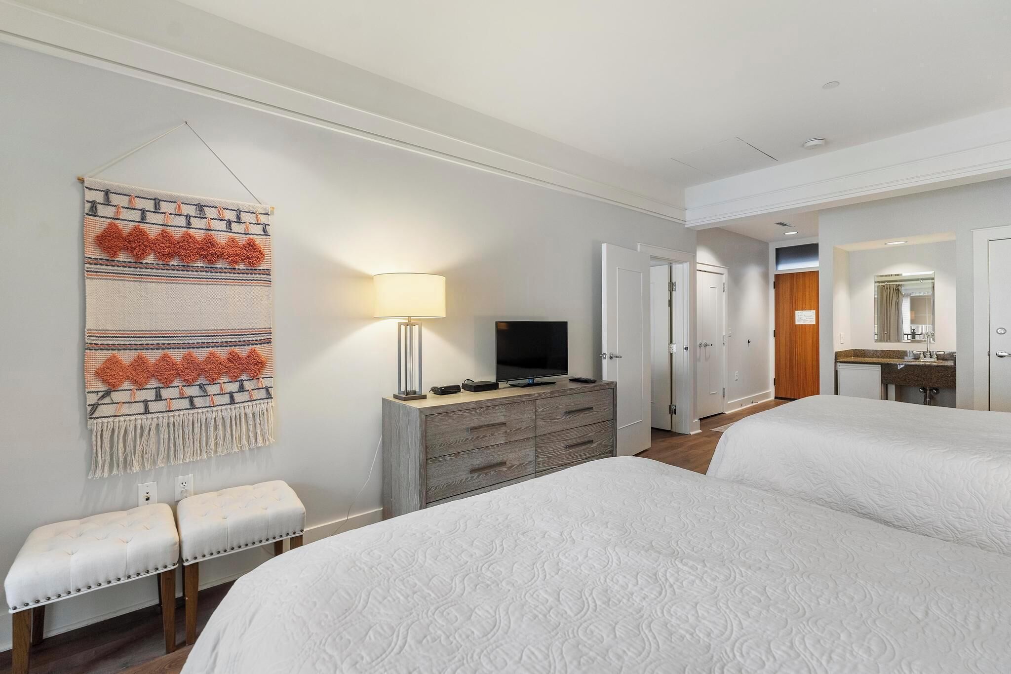 2 bedrooms, premium bedding, individually decorated