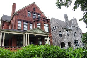 Majoituspaikan julkisivu