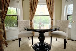 Roehm House Deluxe Queen | 1 bedroom, premium bedding, individually decorated