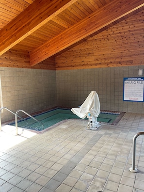 Piscine couverte