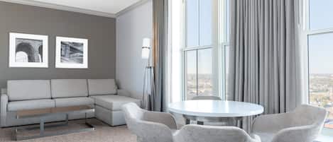 Suite, 1 Bedroom, City View | Living room | Smart TV, Netflix