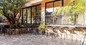 Terrace/patio - Best Western Plus La Corniche (Toulon)