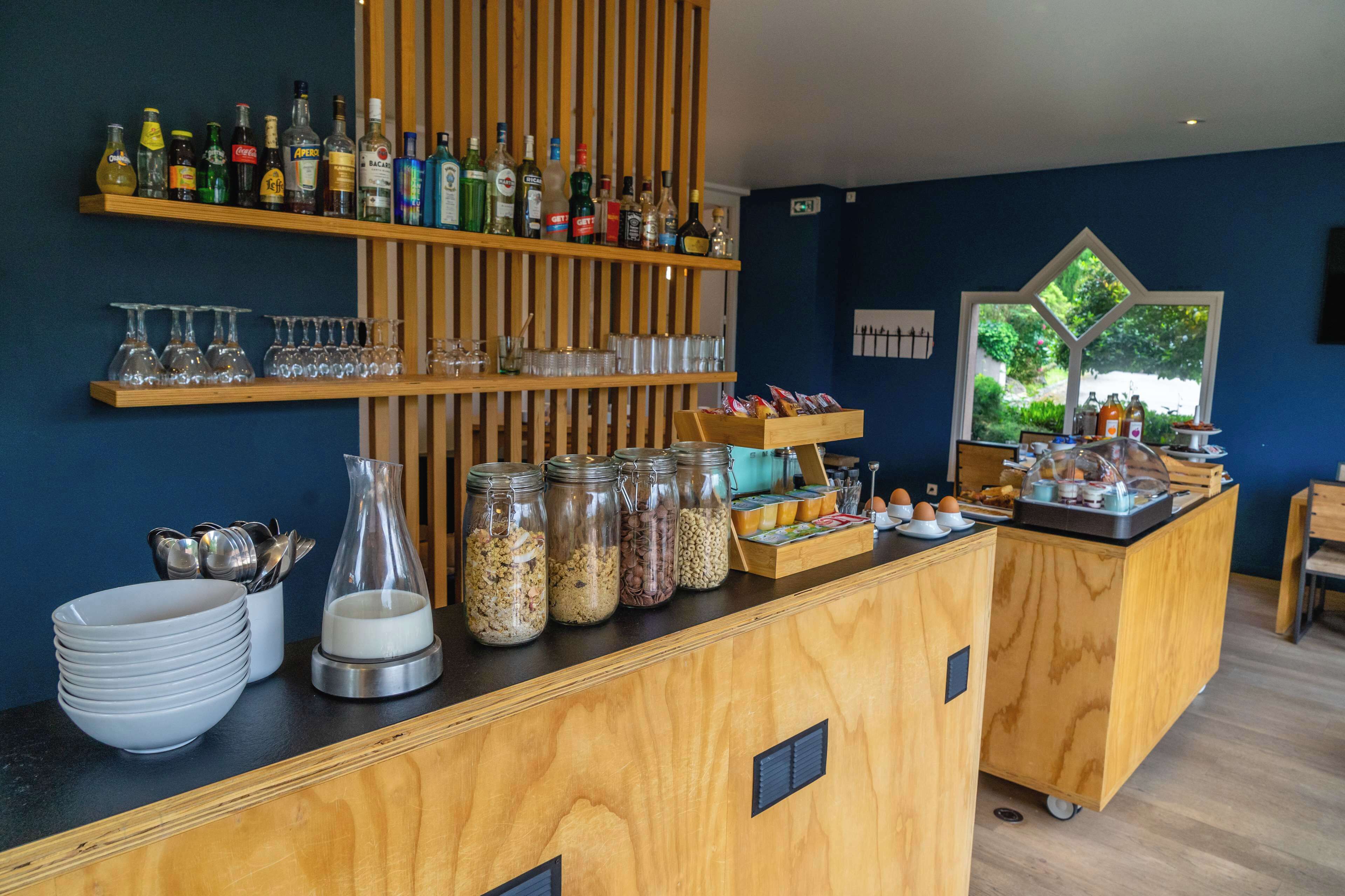 daily buffet breakfast (eur 13 per person)