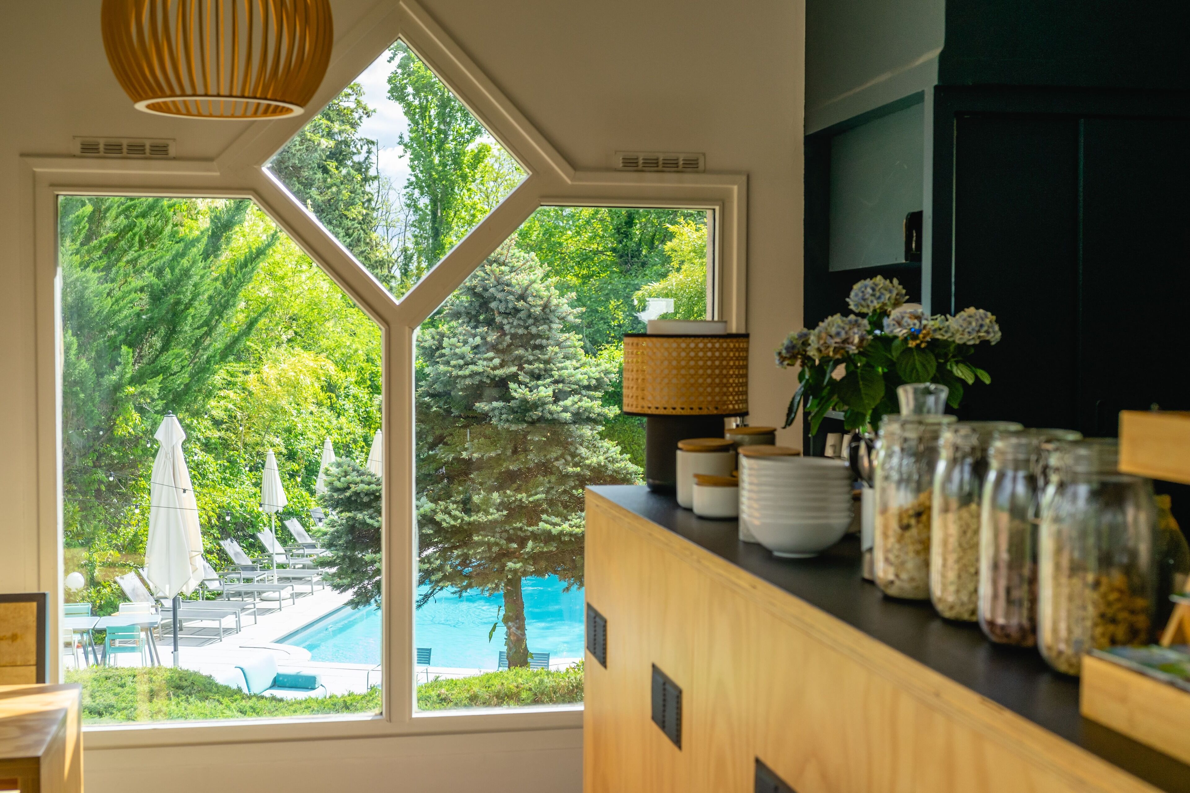 Dagelijks ontbijtbuffet (EUR 13 per persoon)