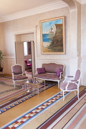 Lobby sitting area