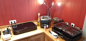 Daily buffet breakfast (EUR 19 per person)