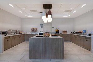 Free daily buffet breakfast