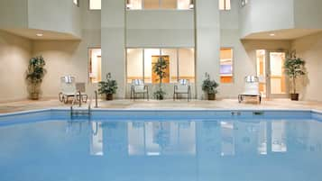 Indoor pool, pool loungers