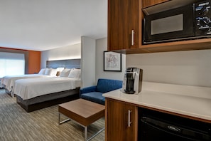 Suite, Multiple Beds | In-room safe, desk, iron/ironing board, free cribs/infant beds