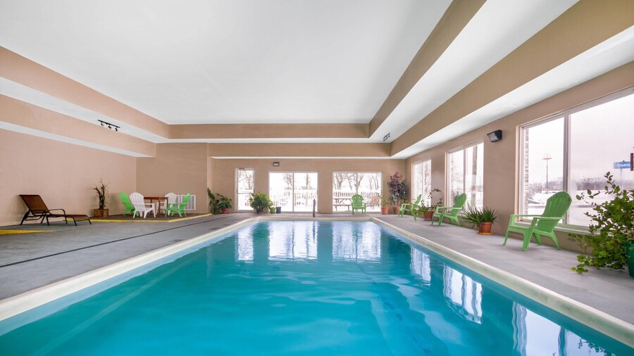 Days Inn & Suites by Wyndham Cuba