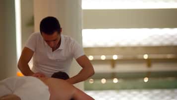 Couples treatment rooms, sauna, body treatments, aromatherapy