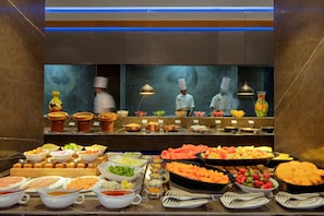 Bữa sáng buffet hàng ngày (750 INR/mỗi người)