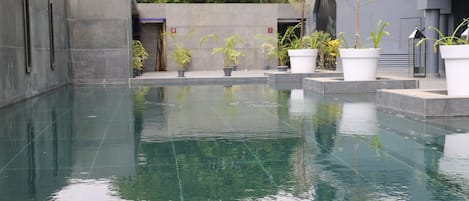 Outdoor pool, pool loungers