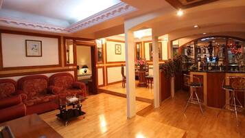 Egyptian cotton sheets, premium bedding, down comforters