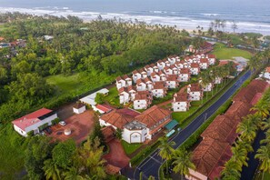 Front of property - Nanu Beach Resort and Spa (Betalbatim)