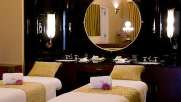 Phòng trị liệu đôi, phòng tắm hơi, bồn tắm thủy lực, phòng xông hơi