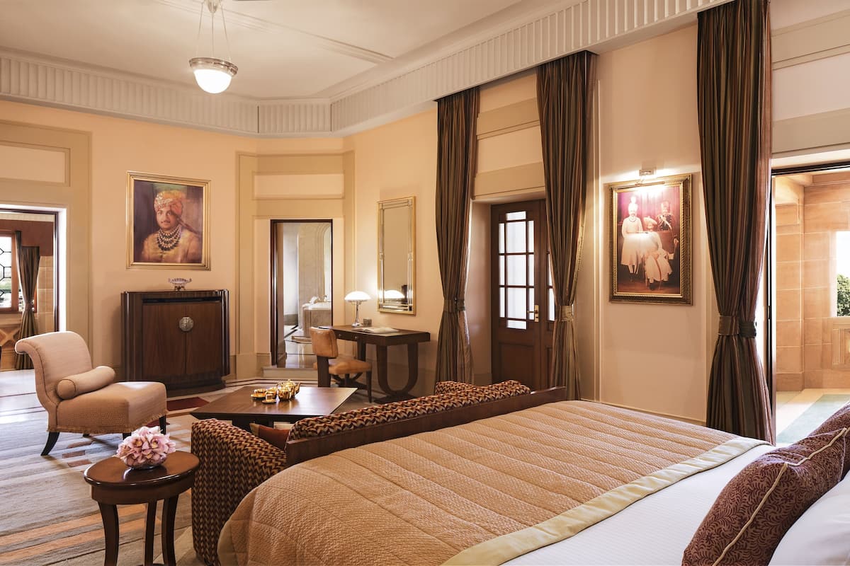 suite, 1 bedroom (historical) | premium bedding, minibar, in-room safe, individually decorated