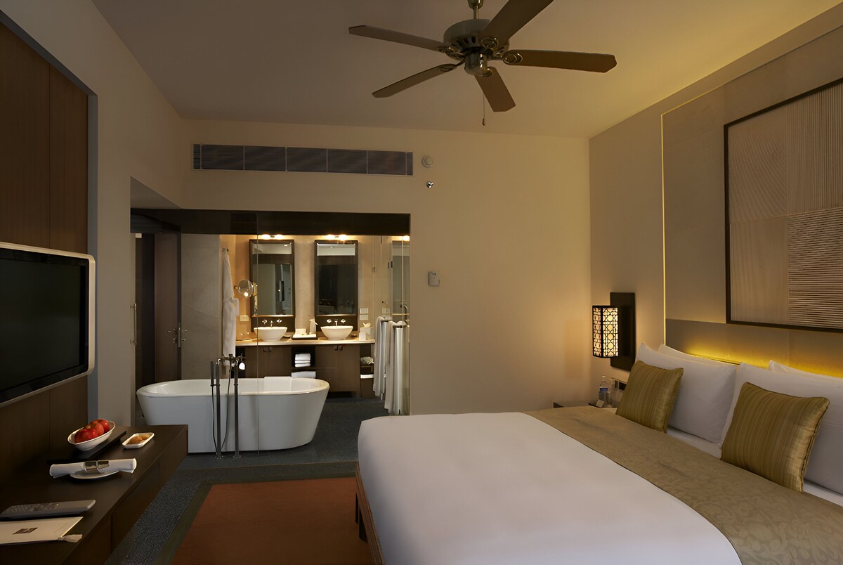 Club Suite (Royal Club)